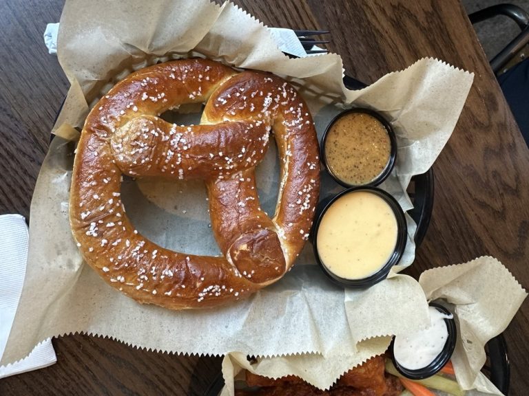 food-pretzel